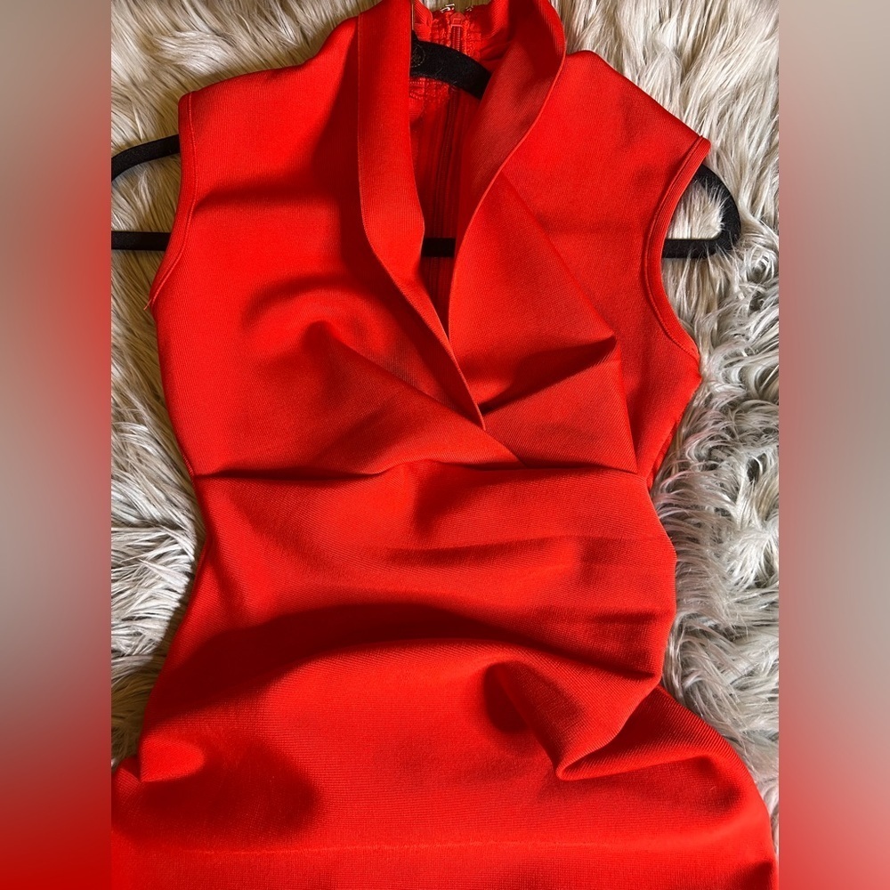 Like new stunning Valiemt Paris dress - Picture 3 of 5